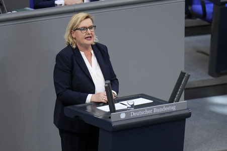 166. Sitzung des Deutschen Bundestages in Berlin