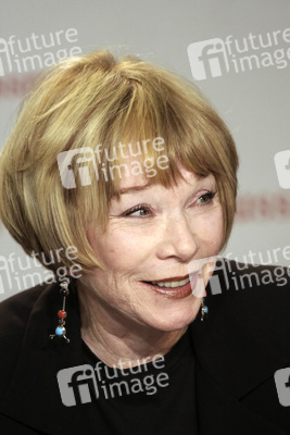 Shirley MacLaine Buch Präsentation in Berlin