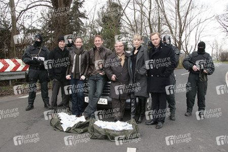 Jürgen Vogel, Yvonne Burbach, Wotan Wilke Möhring, Axel Prahl, Doreen Jacob,. Matthias Koeberlin