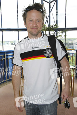 Gordon Michael Woolvett