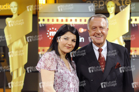 Jasmin Tabatabai, Bernd Neumann