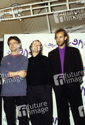 Pressetermin mit Genesis in London