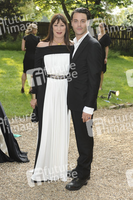 Anjelica Huston, Jack Huston
