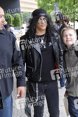 Slash (Slash's Snakepit, Guns N' Roses, Velvet Revolver)