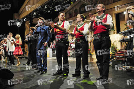 Stefan Mross, Stefanie Hertel, Patrick Lindner, Die Ursprung Buam u.a.