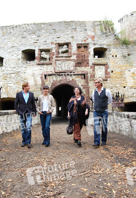 David Wenham, Johanna Wokalek, Donna W. Cross, Sönke Wortmann
