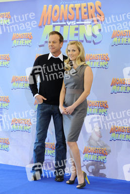 Kiefer Sutherland, Reese Witherspoon