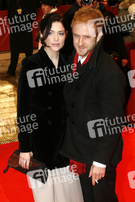 Janet Montgomery, Ben Foster