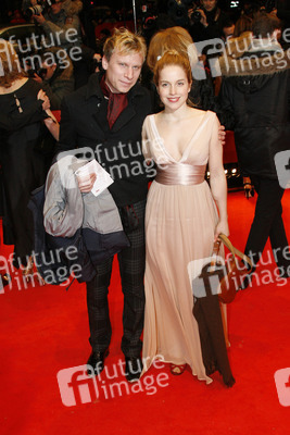 Robert Stadlober mit Begleitung