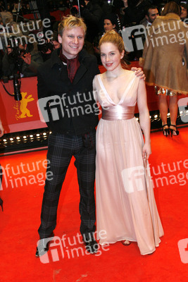 Robert Stadlober mit Begleitung