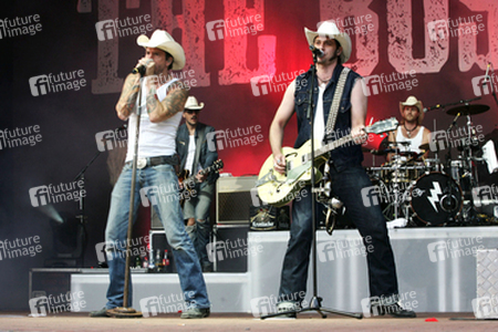 Alec 'Boss Burns' Völkel, Stefan 'Russ T. Rocket' Buehler, Sascha 'Hoss Power' Vollmer, Ansgar 'Frank Doe' Freyberg (The BossHoss)