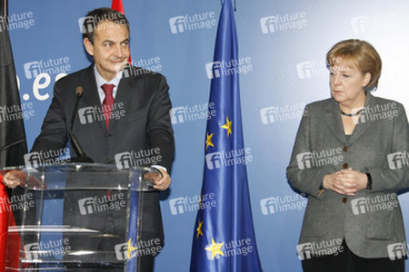 José Luis Rodriguez Zapatero, Angela Merkel