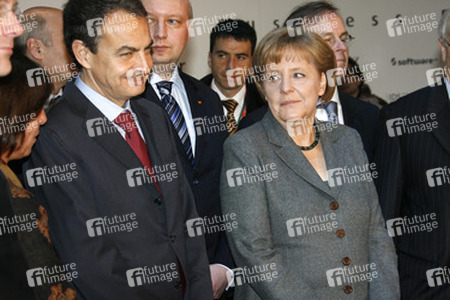 José Luis Rodriguez Zapatero, Angela Merkel