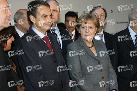 José Luis Rodriguez Zapatero, Angela Merkel