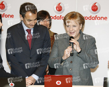 José Luis Rodriguez Zapatero, Angela Merkel