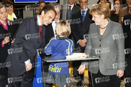 José Luis Rodriguez Zapatero, Angela Merkel