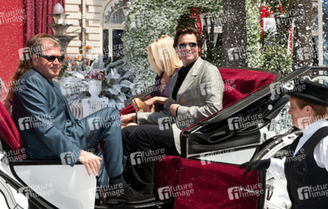 Robert Zemeckis, Jenny McCarthy, Jim Carrey