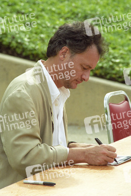 John de Lancie