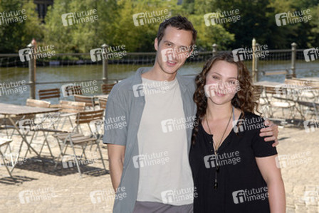 Barnaby Metschurat, Viktoria Gabrysch