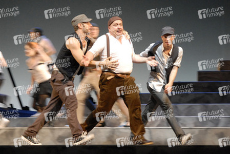 Udo Kroschwald (Anton Doolittle)