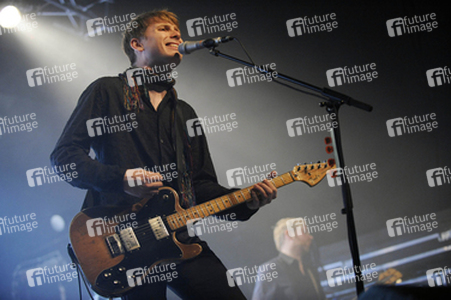 Alex Kapranos, Robert Hardy