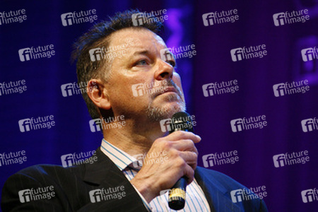 Jonathan Frakes