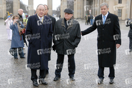 Hans-Dietrich Genscher, Michail Gorbatschow, Klaus Wowereit