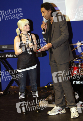 Jeanette, Cherno Jobatey