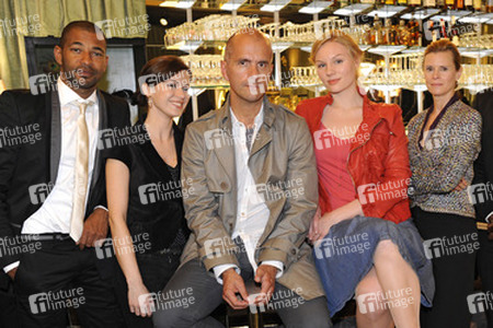 Tyron Ricketts, Natalia Avelon, Christoph Maria Herbst, Rosalie Thomass, Leslie Malton