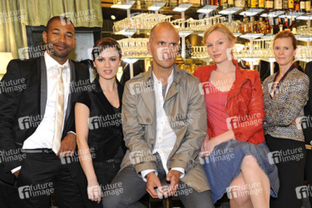 Tyron Ricketts, Natalia Avelon, Christoph Maria Herbst, Rosalie Thomass, Leslie Malton
