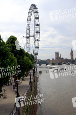 Blick von der Golden Jubilee Bridge