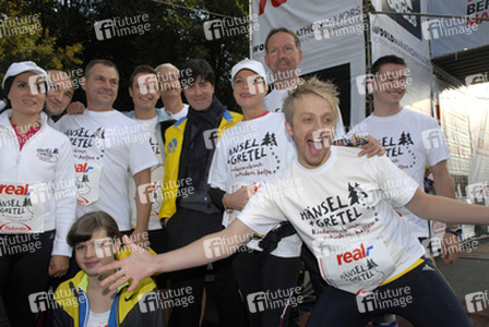 Die Promi-Läufer um Barbara Herzsprung, Jogi Löw, Ross Antony und Pete Dwojak