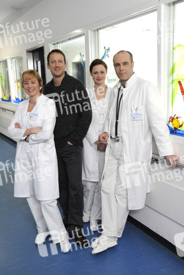 Silke Bodenbender, Wotan Wilke Möhring, Katharina Marie Schubert, Peter Kremer