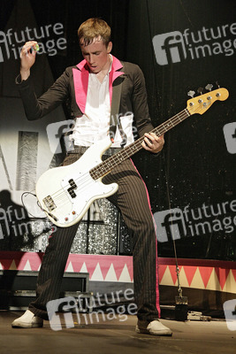 Robert 'Bob' Schütze (Mia)