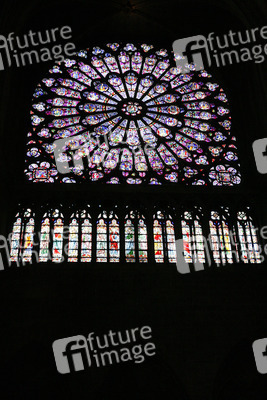 Fenster im Notre Dame de Paris