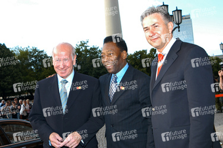 Pelé, Bobby Charlton, Klaus Wowereit