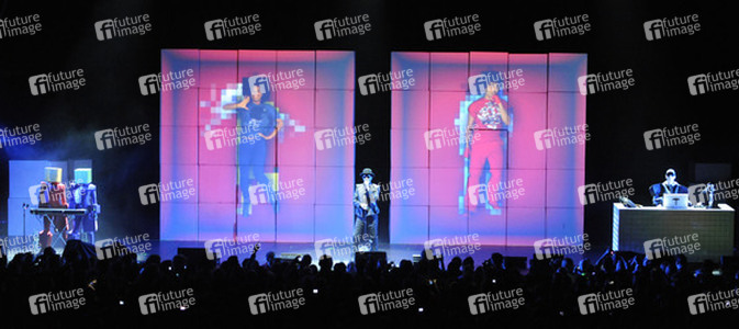 Neil Tennant, Chris Lowe