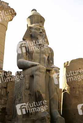Statue