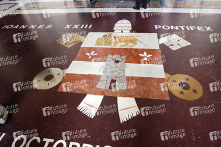 Eingang der San Pietro in Vaticano / Peterskirche / Petersdom