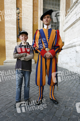Soldat der Schweizergarde / Guardia Svizzera Pontificia / Pontificia Cohors Helvetica