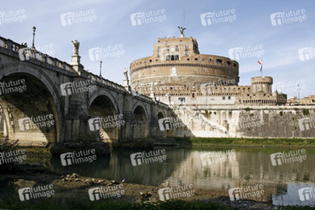 Castel Sant'Angelo / Engelsburg mit Ponte Sant'Angelo / Engelsbrücke