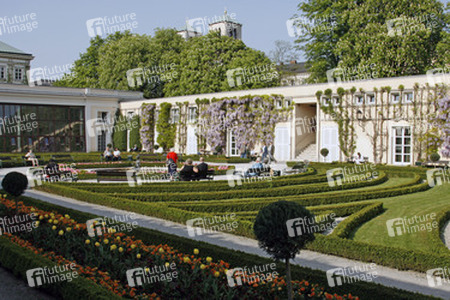 Im Hof der Orangerie