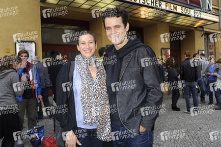 Tom Tykwer mit Frerundin Marie Steinmann