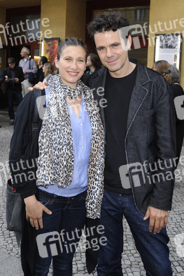 Tom Tykwer mit Frerundin Marie Steinmann