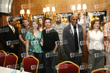 Marc B. Lee, Richard Arnold, Jewel Staite, Suzie Plakson, Paul McGillion, Cirroc Lofton, Avery Brooks, Kate Mulgrew