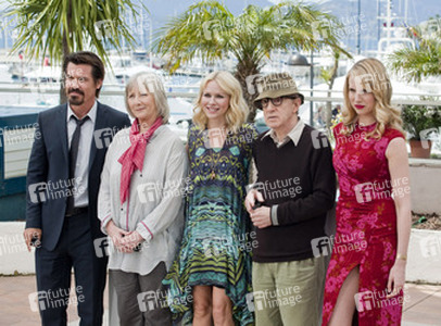 Josh Brolin, Gemma Jones, Naomi Watts, Woody Allen, Lucy Punch