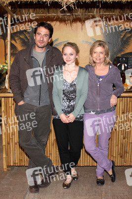 Oliver Mommsen, Anna Maria Mühe, Sabine Postel