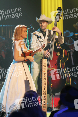 Jane Comerford, Uwe Frenzel