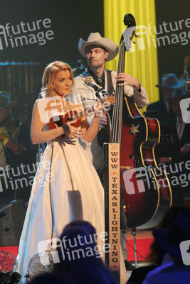 Jane Comerford, Uwe Frenzel