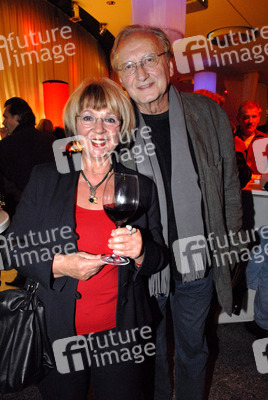 Madeleine Lierck, Dieter Wien